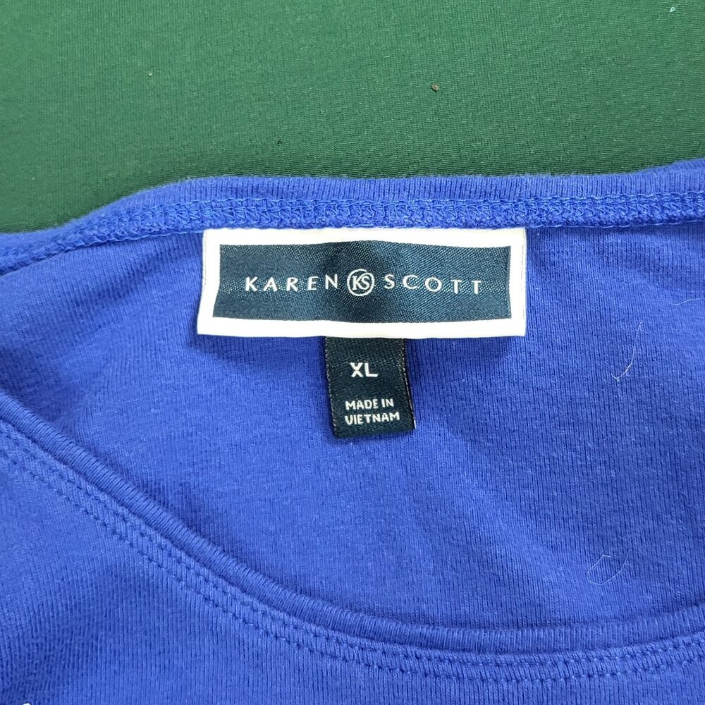 Karen Scott royal blue long sleeve Christmas holiday t-shirt sequin lights EUC - Picture 7 of 8